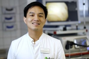 Chefarzt Dr. Gia Phuong Nguyen, St. Lukas Klinik Solingen